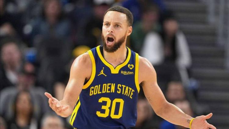 谁尽力？谁犯罪？谁的打法不团队？快看今日NBA红黑榜！（11.2）