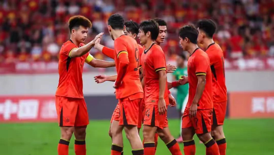 2-1险胜东帝汶！
这赢球比输球还难受！
一场纸面实力悬殊的对决，最终变成了一场
