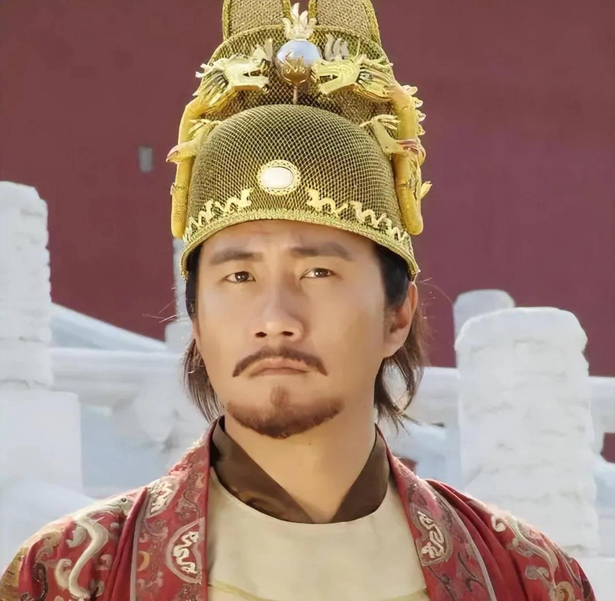 明太祖朱元璋，以铁血手段整顿吏治，处死贪官数万人，令天下官员闻风丧胆。
但即便如
