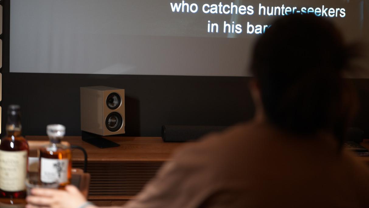 有哪些值得推荐的桌面音箱？什么架构的音箱音质更好？