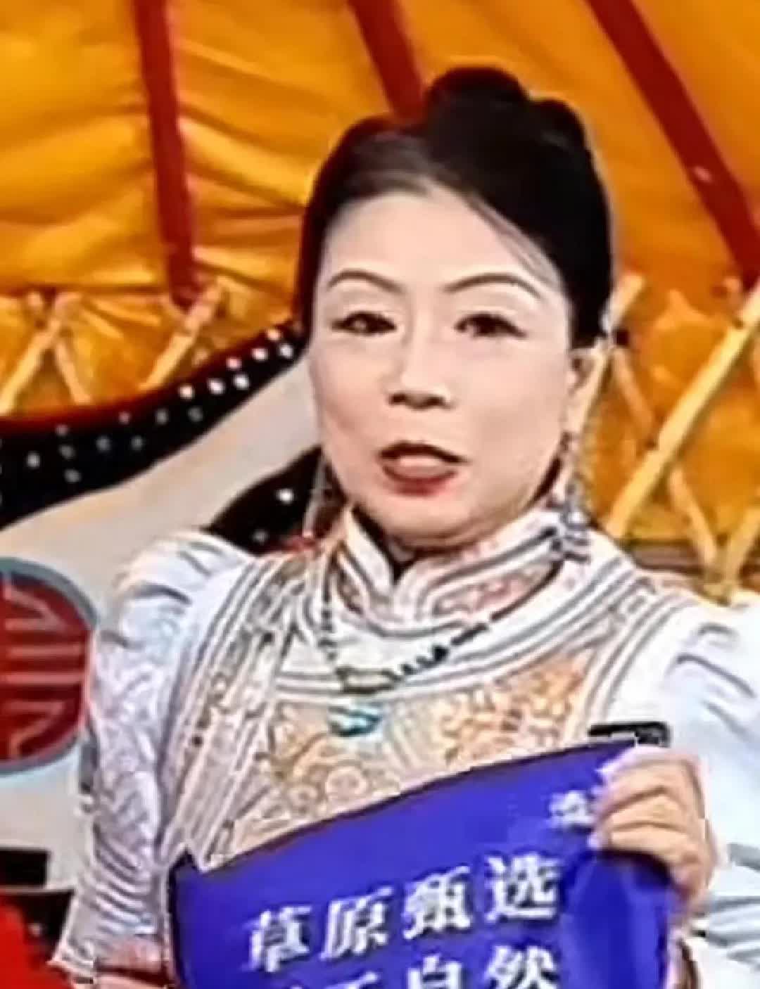 同情没有疲惫，同情错人才是令人感到心灰意冷，有的人真心付出，换来的是谩骂与羞辱。