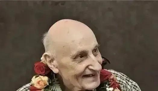一个人能无私到什么程度！法国一男子来到中国40年时间，竟然无偿资助了70多位中国