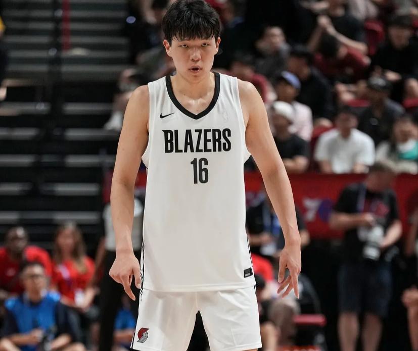 指导工作！杨瀚森两周向篮协汇报一次训练情况！

中国篮协对杨瀚森非常关心，于是篮