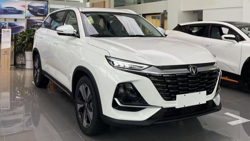 长安CS75 PRO到店，配新样式前脸还带7座版本，全系搭载1.5T动力