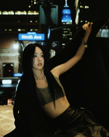 柳宗源拍的陈都灵，清冷无限流女王的视觉冲击感！ ​​​