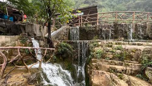 太行深处的“翡翠长廊” | 山西长治青龙峡：在嶂石岩秘境中触摸亿万年地质密码与山水人文