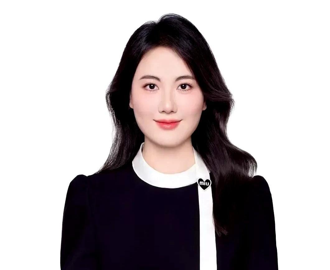 22年，只为穿上那件白大褂
从铁马小学到武汉同济博士，九龙坡女孩Momo把人生最