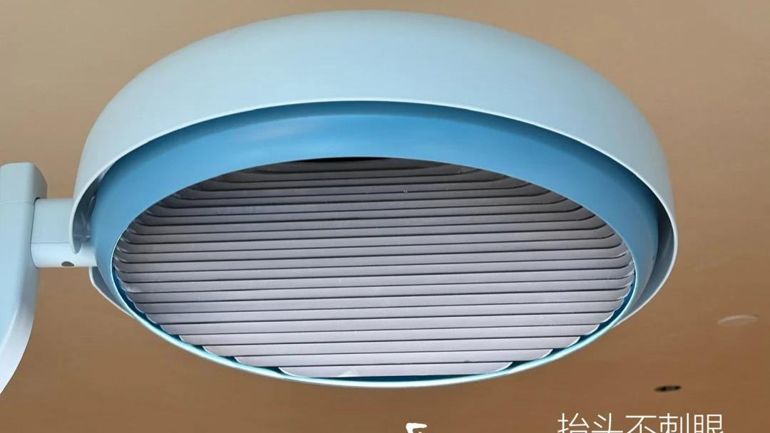 孩子一个人写作业，有盏大路灯是不是更有陪伴感？