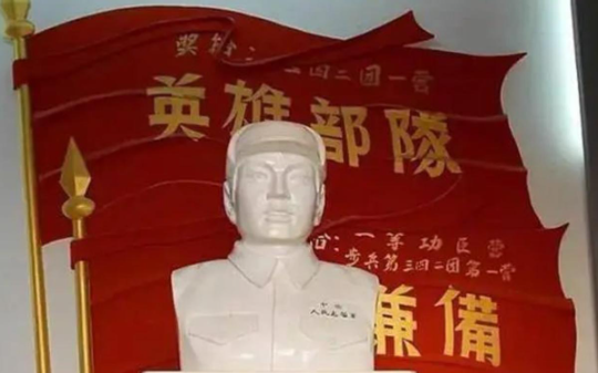 抗美援朝特等功臣牺牲松骨峰，亲人却受邻居刁难：你算什么烈属？