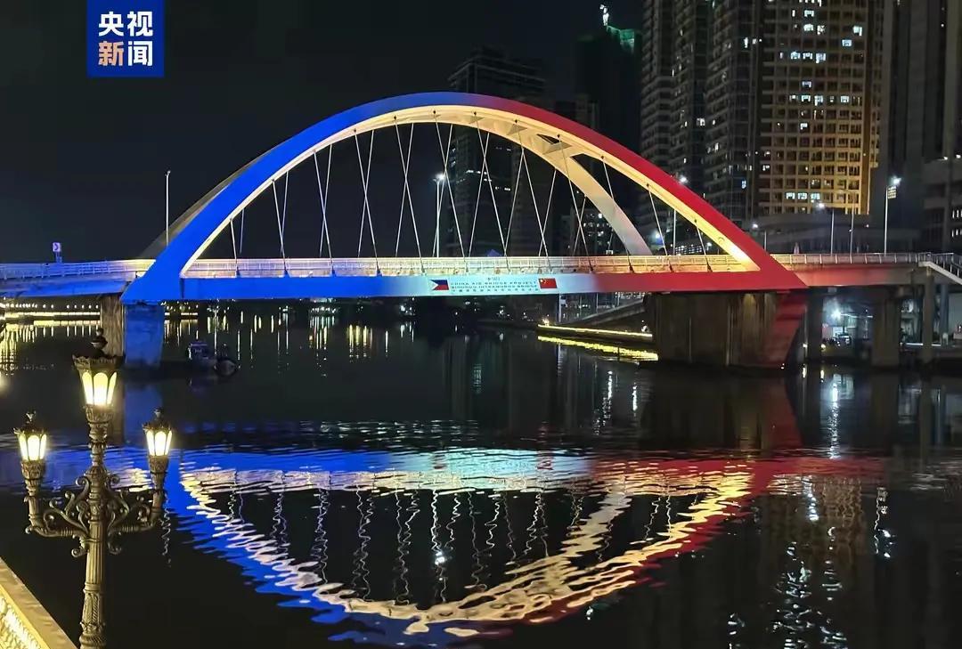 卖的什么药？菲律宾庆祝与中国建交50周年，总统参加灯光烟火秀
6月7日晚，菲律宾