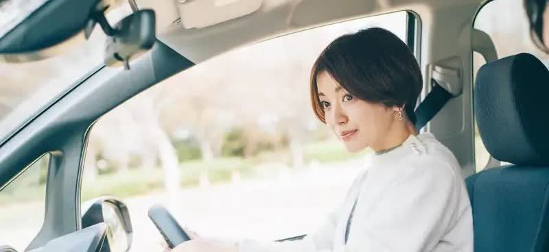 考驾照这事儿，真不是人人都能轻松搞定。我也想过放弃，之前交的学费就当喂鱼了。好多