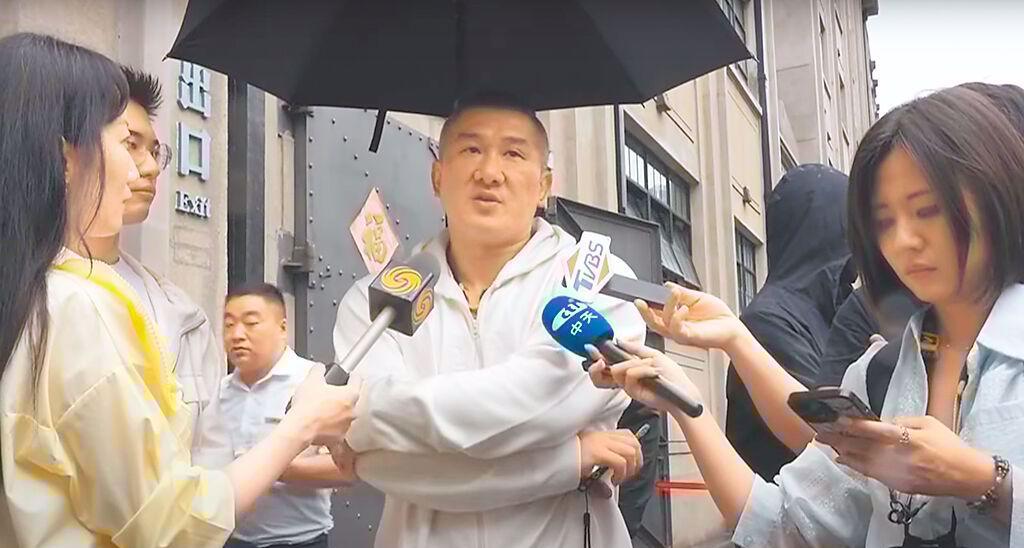 今晚返台！馆长：“大陆水深火热”完全就是民进党的谎言
台湾网红“馆长”陈之汉6天