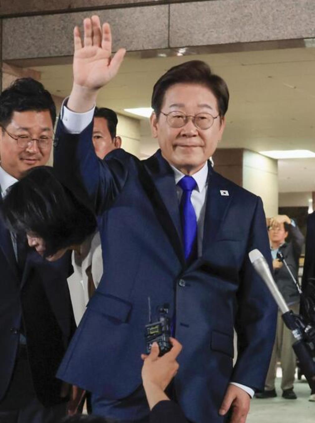【韩国第21届总统大选初步结果揭晓，革新阵营的最大在野党共同民主党候选人李在明当