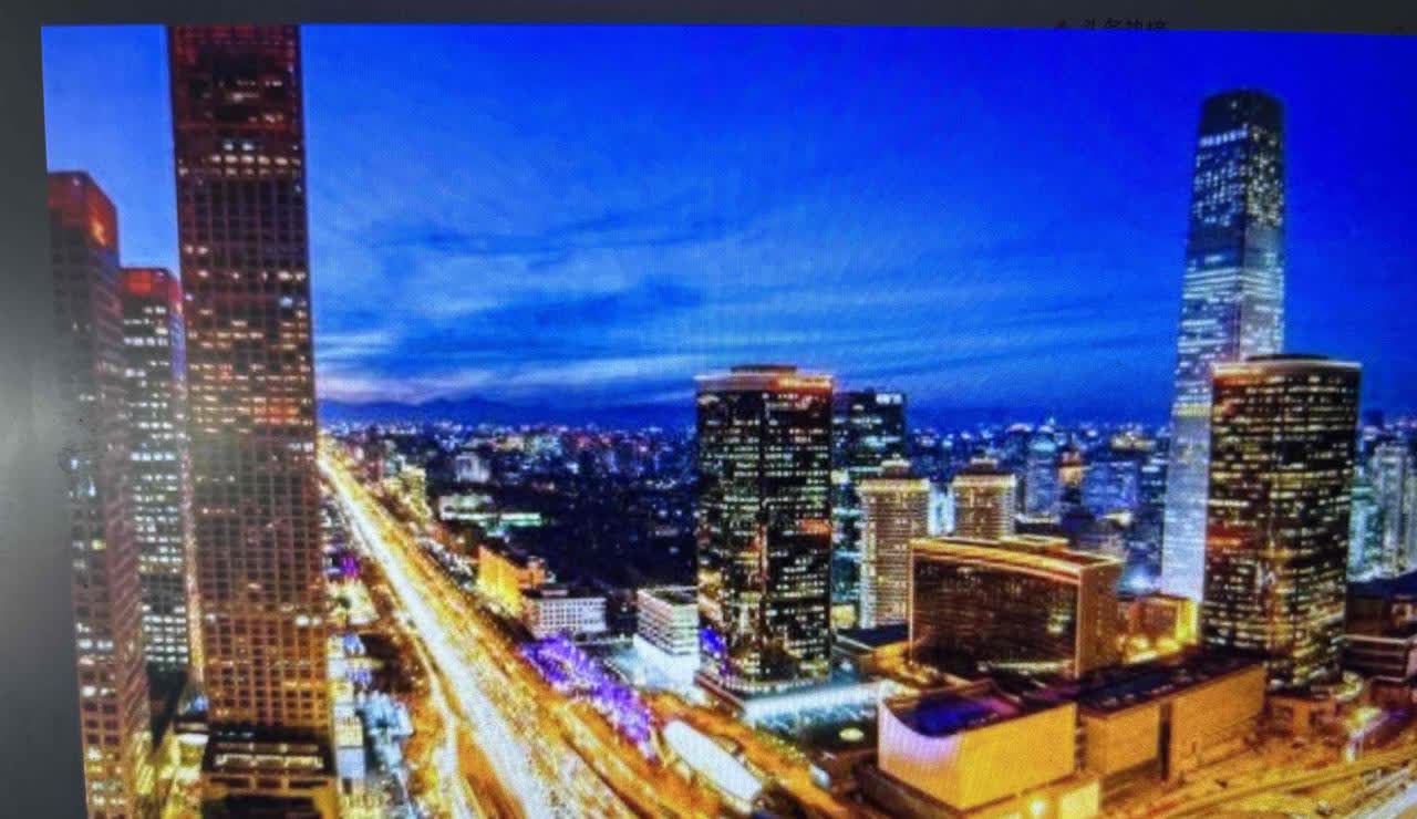 越南的清醒
越南或许是最早看清中国实力变化的国家之一。与中国交过手、吃过苦，它
