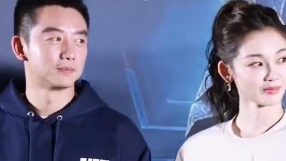 新别墅竟藏玄机，郑恺苗苗三胎消息引爆网友热议！