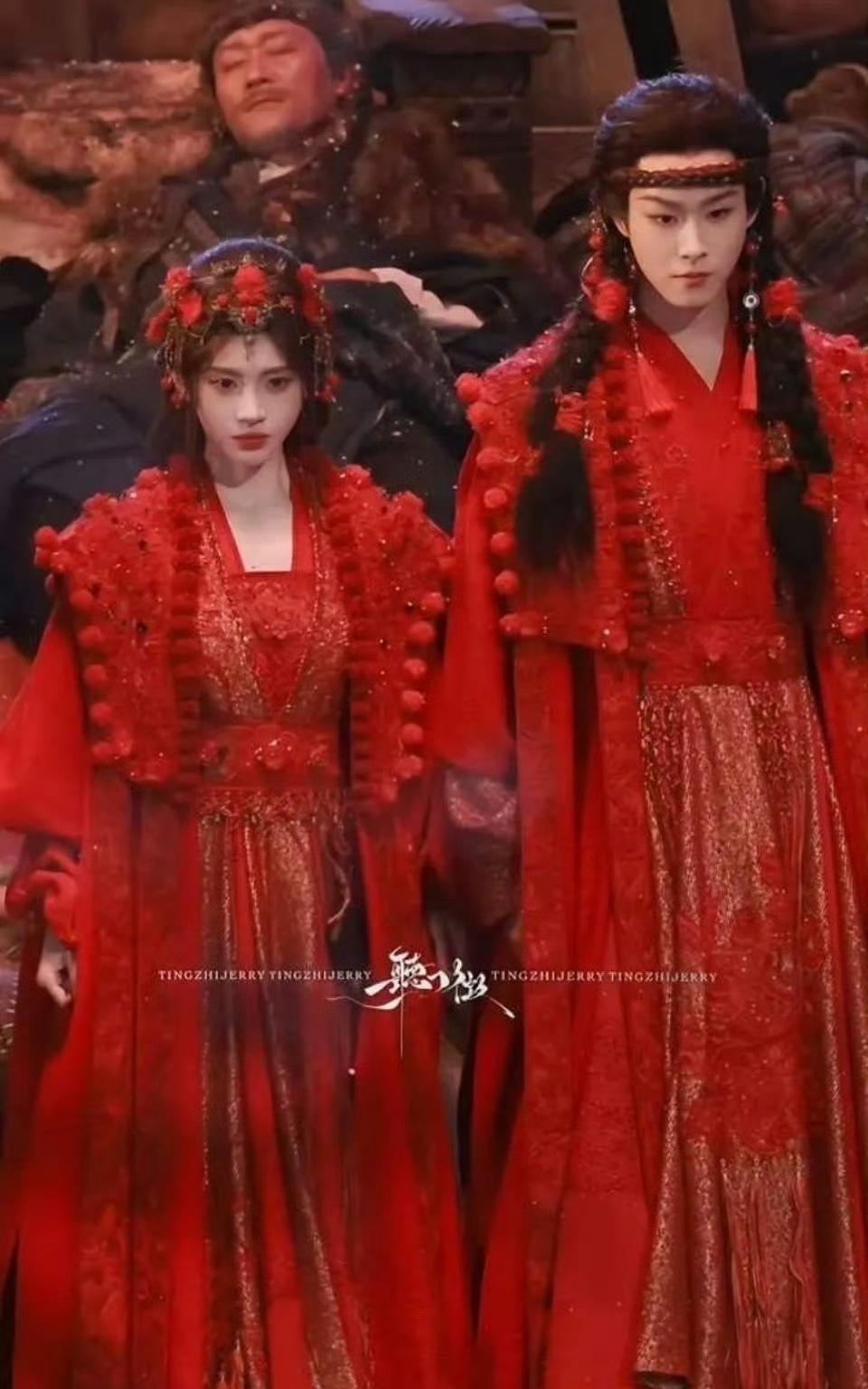 好招笑的大婚 男主比女主娇