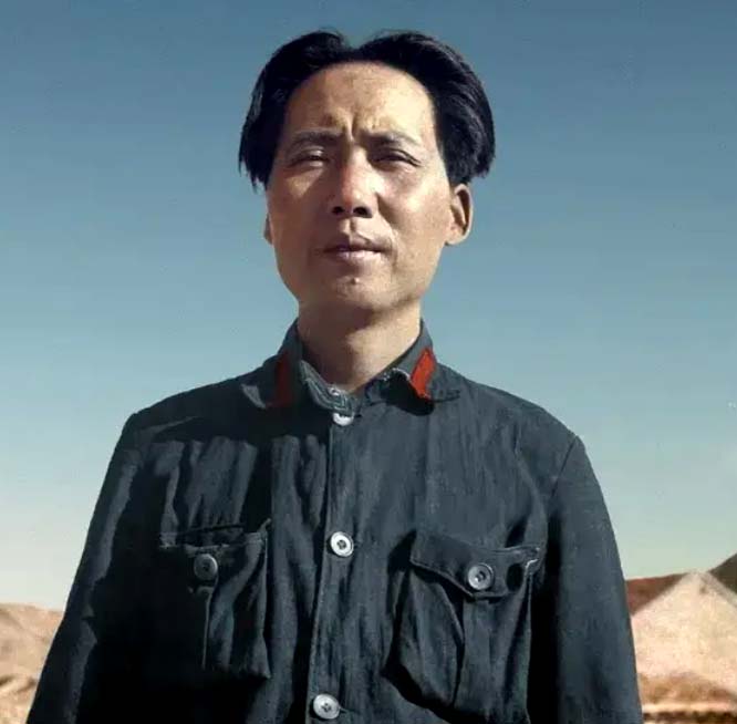 陈毅说：毛主席的伟大之处，在于他不二过