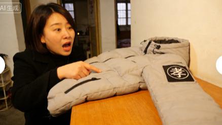 大过年收到带 “孝” 字的羽绒服，商家甩锅后只赔 10 元，网友：侮辱谁呢？