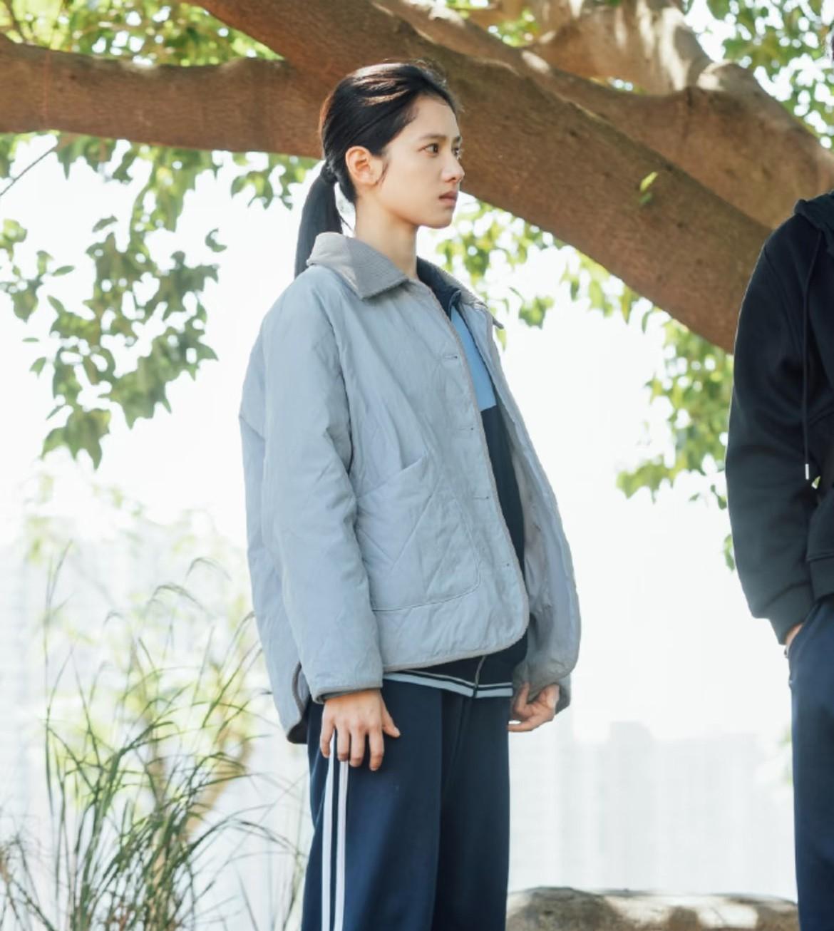 “焕羽”不行就别播了
张婧仪不行就别演了
谁能顶得住
这个抑郁+窒息的家庭环境啊