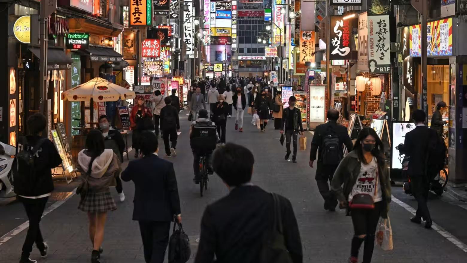 日本梅毒感染扩散，病例数连续四年超1.3万：“万例时代”背后，流行病学曲线与社会行为变迁