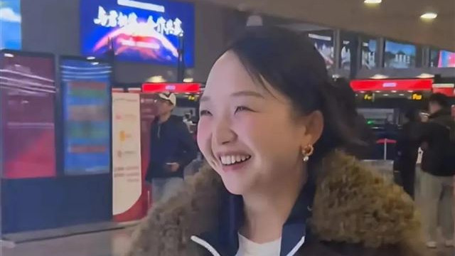 辣目洋子瘦了好多呀，身材直接小了一圈就连气质都变了，好可爱