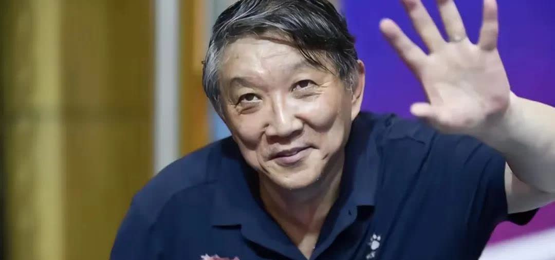 破案了！
宫导不辞职的真相。
答案太现实
宫导为啥还不辞职？答案可能藏在他