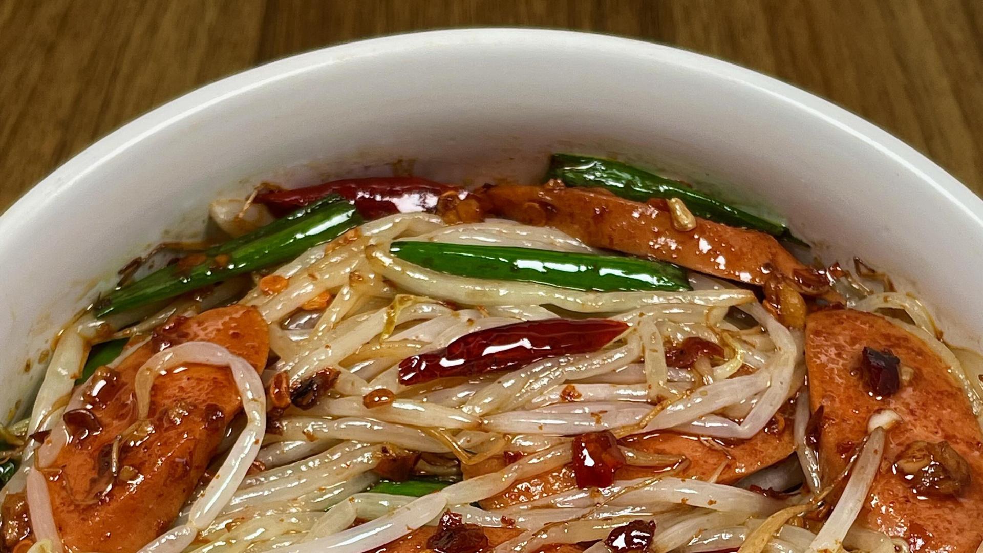 5分钟出锅！这道豆芽炒火腿，香到邻居来敲门