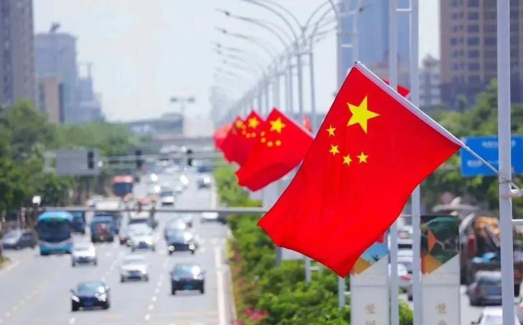 中国为何能长期保持国泰民安？美国教授白鲁恂一针见血的说：中国是一个伪装成国家的文