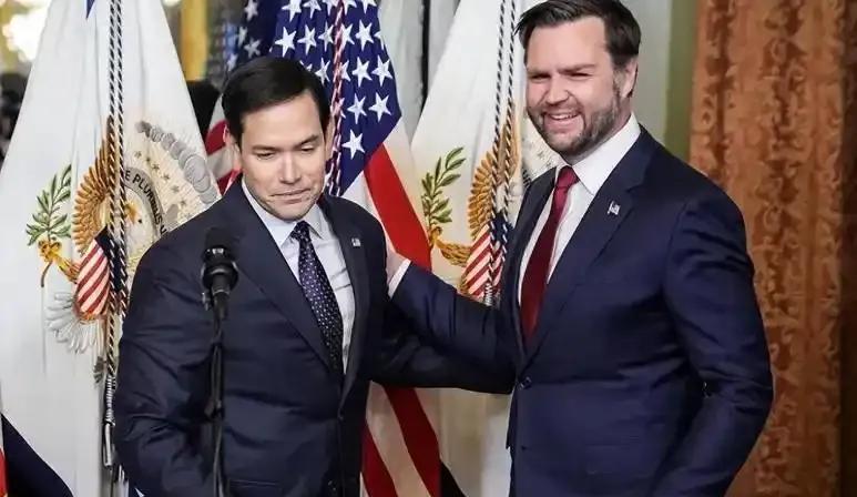 鲁比奥和万斯都强调，俄乌战争不是美国的战争，美国没有参与。
并且说美国援助乌克兰