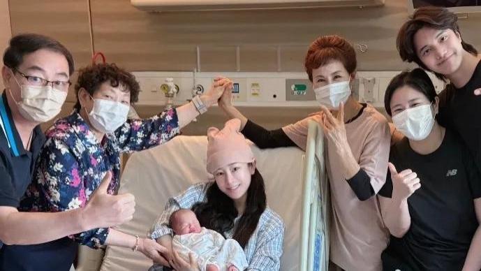 张檬生孩子前后韩国婆婆超体贴，大S却到死都没等来婆婆好可怜