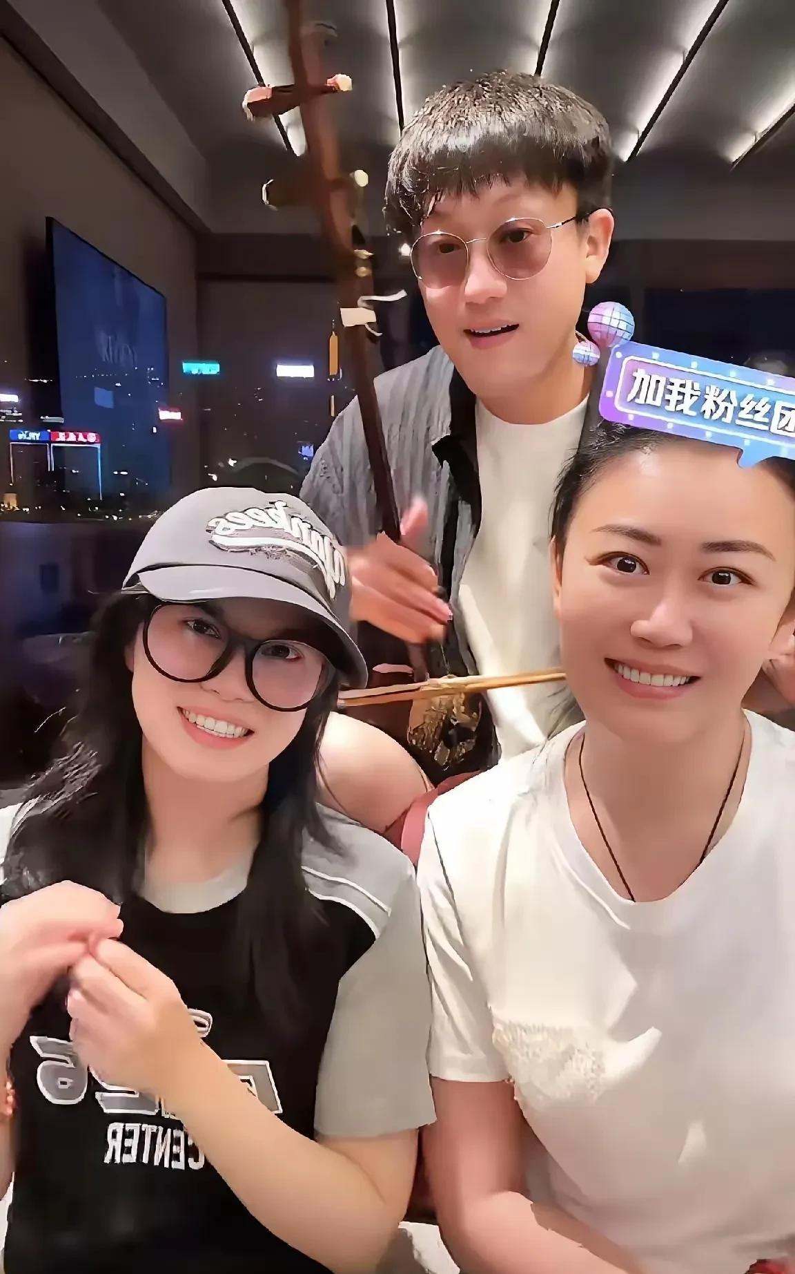 力饼嫄选曲《天下》原因曝光，阴谋论者啪啪打脸！5月23日力饼嫄香港合播，三宝用相