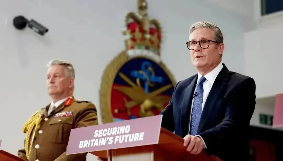 玩命了！英国要跟俄罗斯打仗！











真是活久见！英国国防大臣约翰