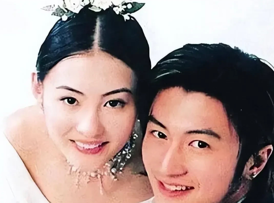 谢霆锋这姐弟恋堪称典范，如今更是有了新动态，令全网吃瓜群众热议不断。43岁的他在