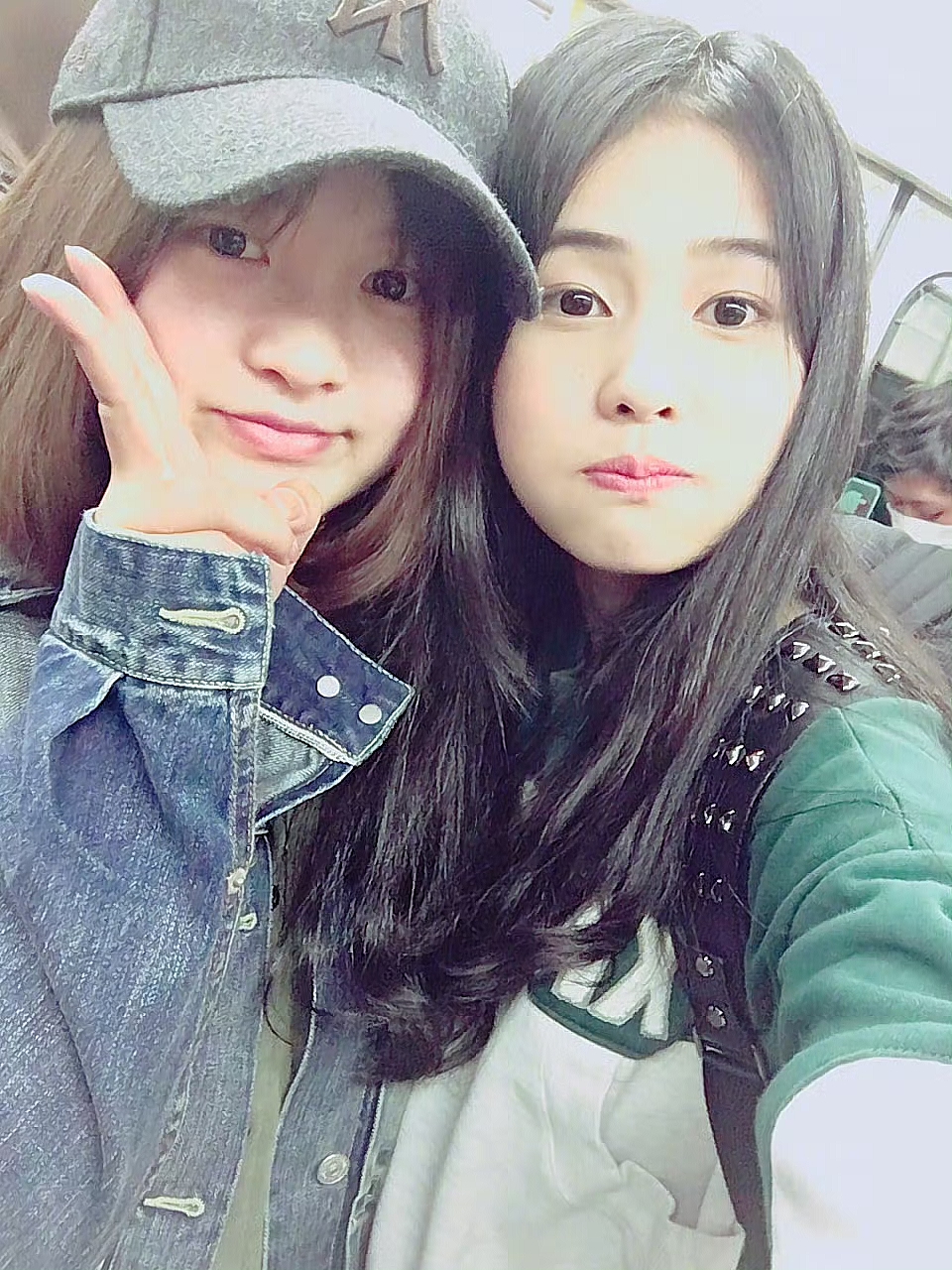 白鹿可真是让人太意外了！

没想到白鹿的助理竟然是她的闺蜜，而且俩人已经拥有10