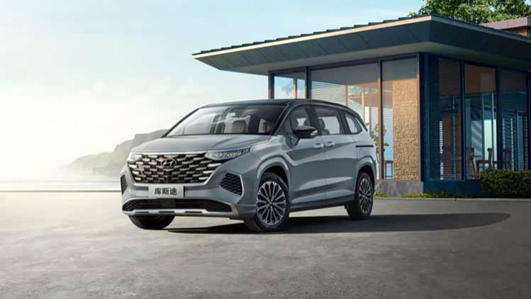 14万不到承载多孩刚需，北京现代库斯途让SUV丧失存在感