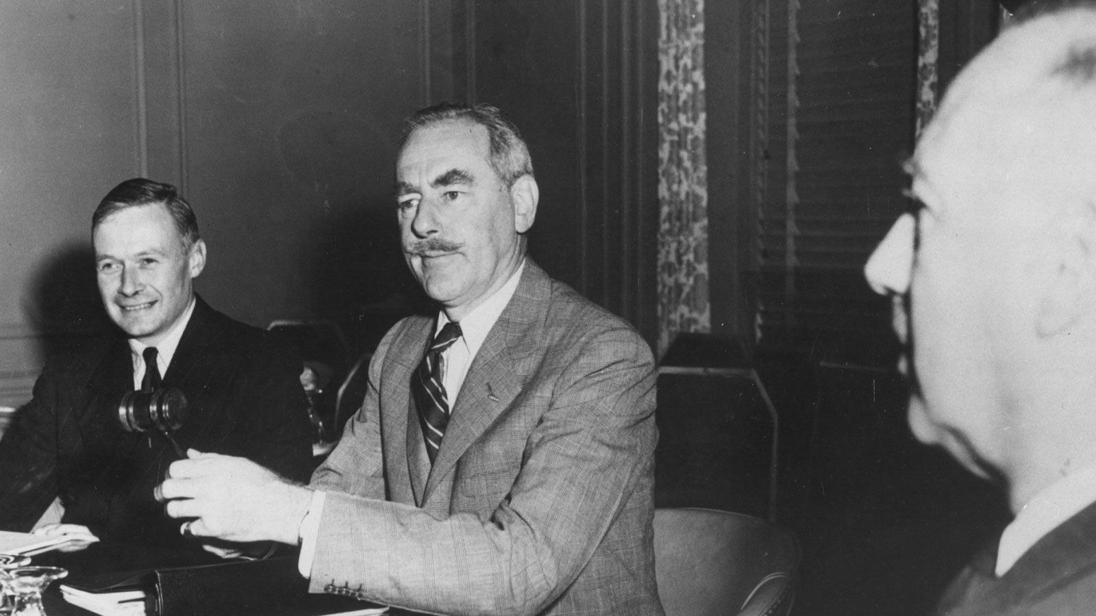 为什么同样是战败国, 东德军队能吊打波兰和捷克?