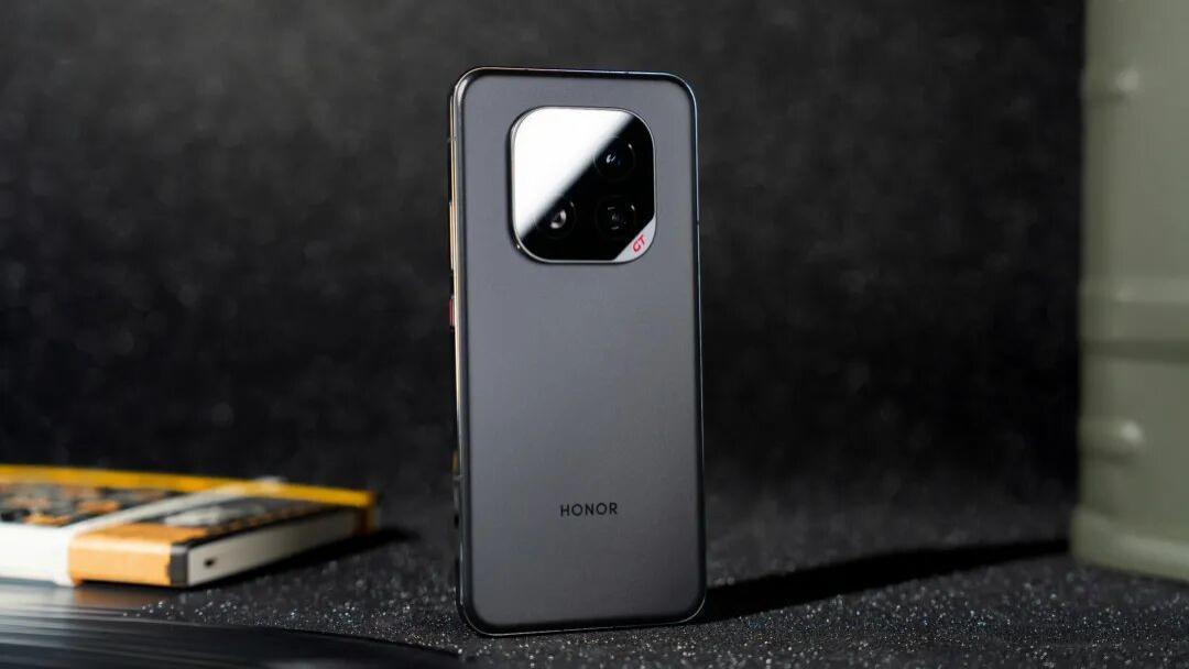 9000mAh起！荣耀GT2系列电池容量曝光，行业首款超大电池