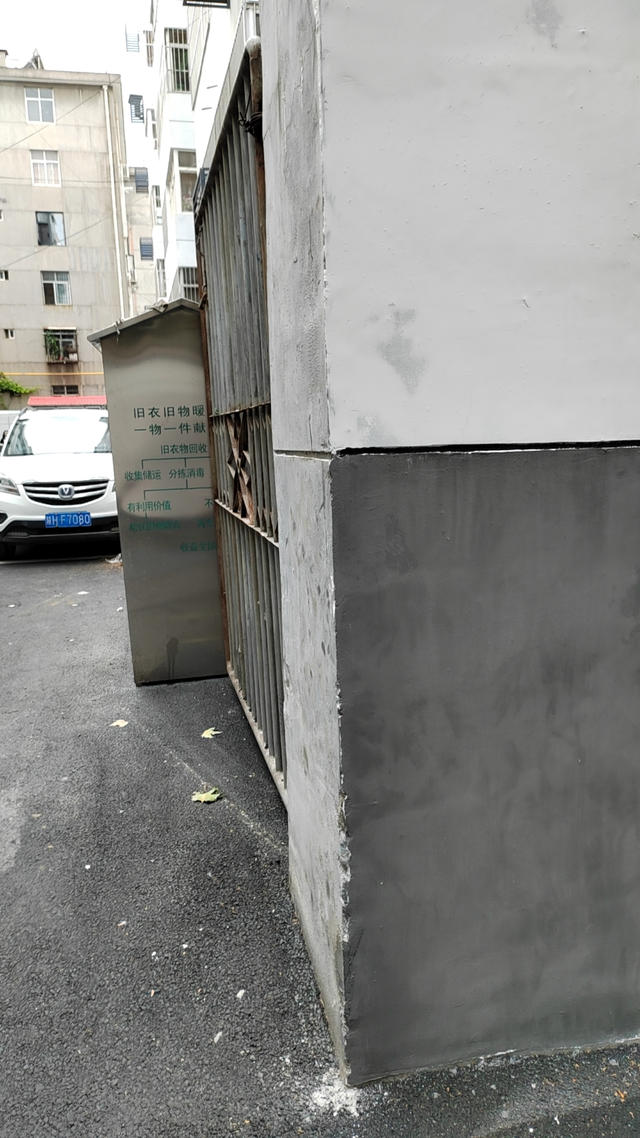 都是自己做的侧边360完全不报
先挂上门，往外倒又挂了后视镜。。。
150km冠