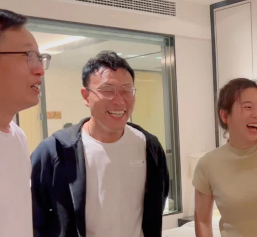 “一声爸爸，一辈子责任”小红这回是嫁对人了[赞][赞][赞]