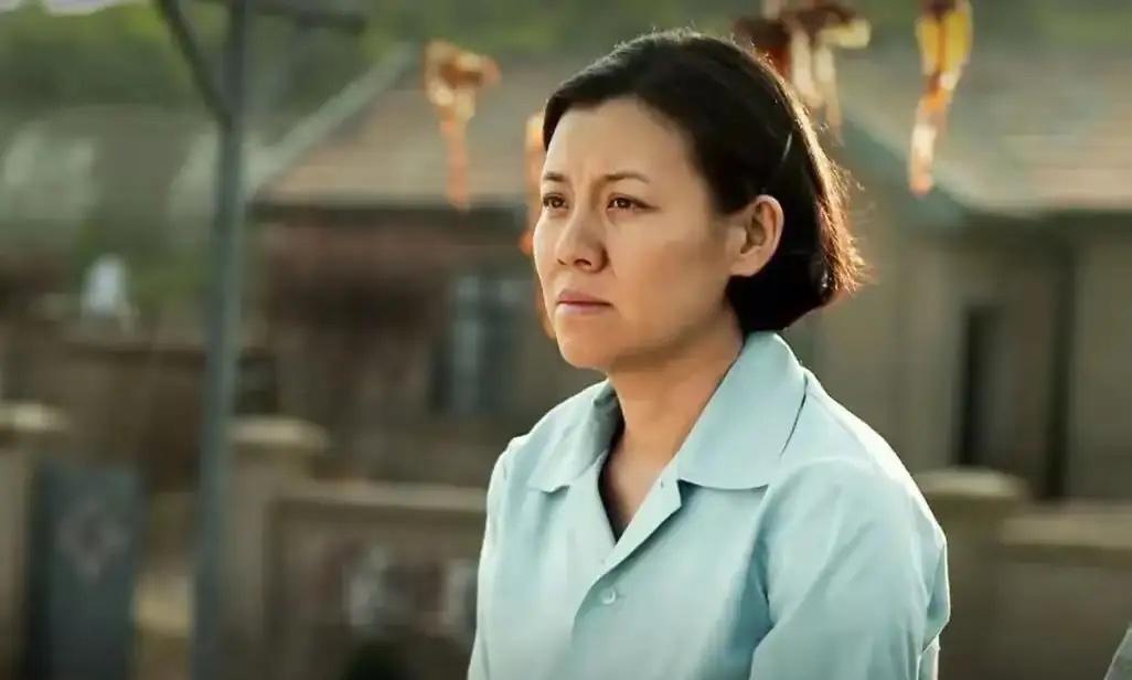 为什么德华为安杰带大5个孩子，却从不觉得委屈？姑嫂之间的双向奔赴才是最让人感动的