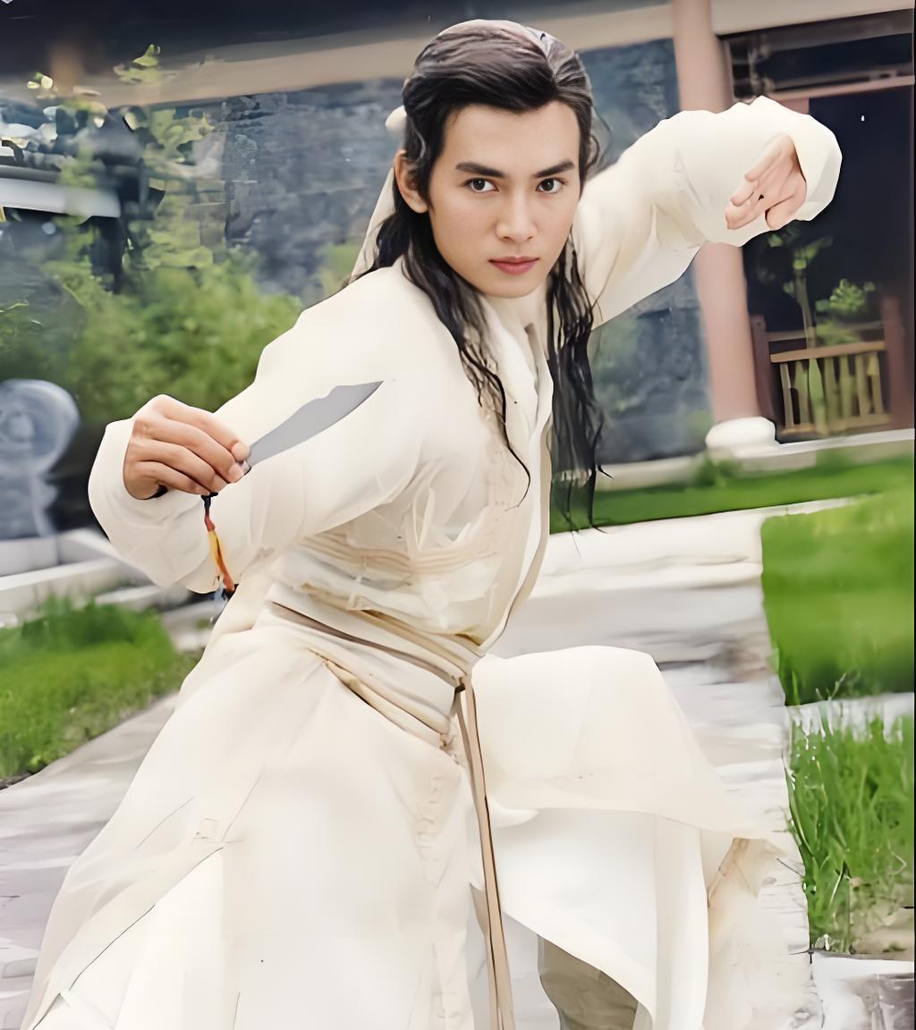 古龙武侠，十大绝顶武功，嫁衣神功排第几？
第十名、天机棒法
天机老人的绝活。天机
