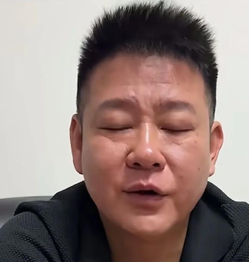 郑州面馆事件越演越烈，说到底真是滑天下之大稽，一件这么小的事情被这个老板，弄成了