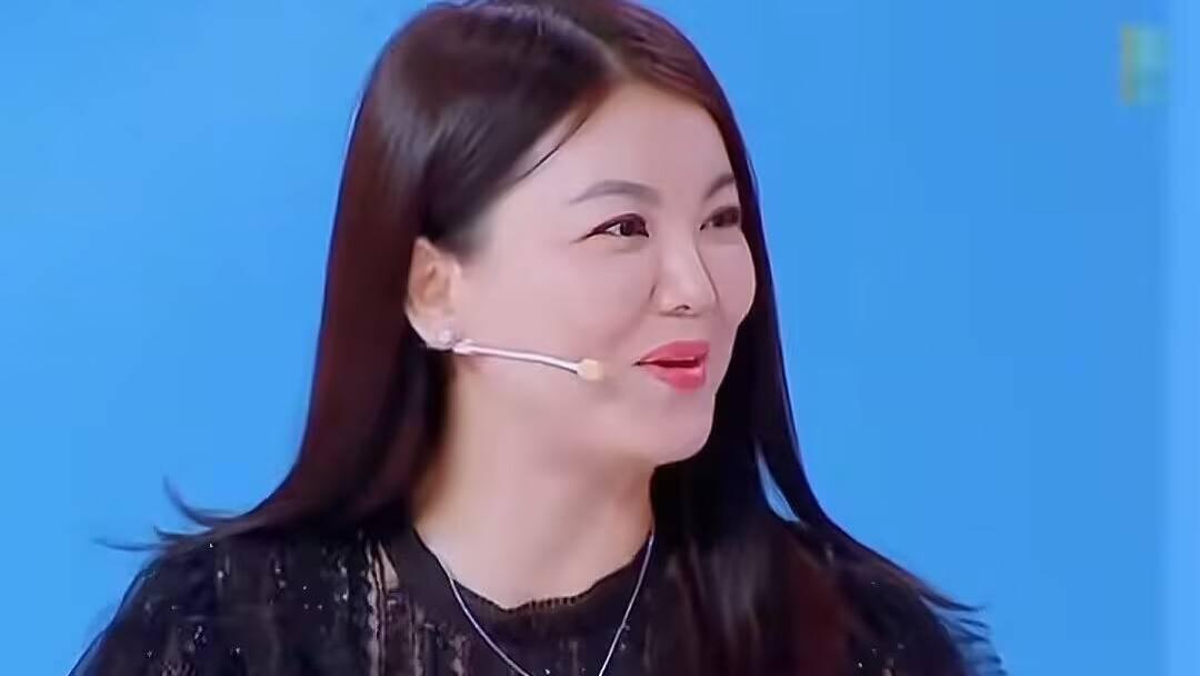 陶昕然离婚有隐情？网友质疑何建泽出轨，李湘曾内涵他接触女人多