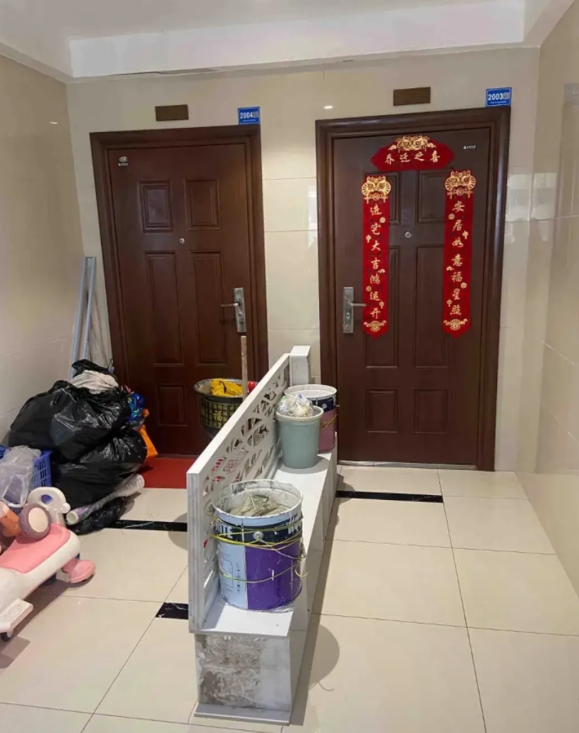 这是何必呢？都说远亲不如近邻！