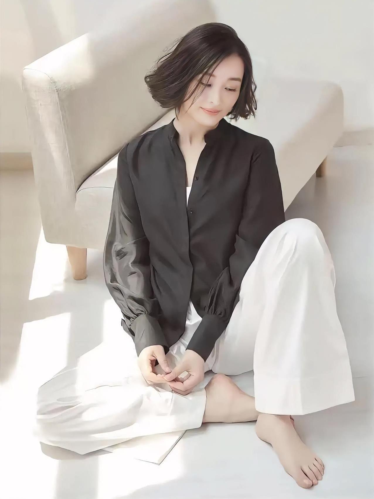 吴越，是完美的素甲美脚
