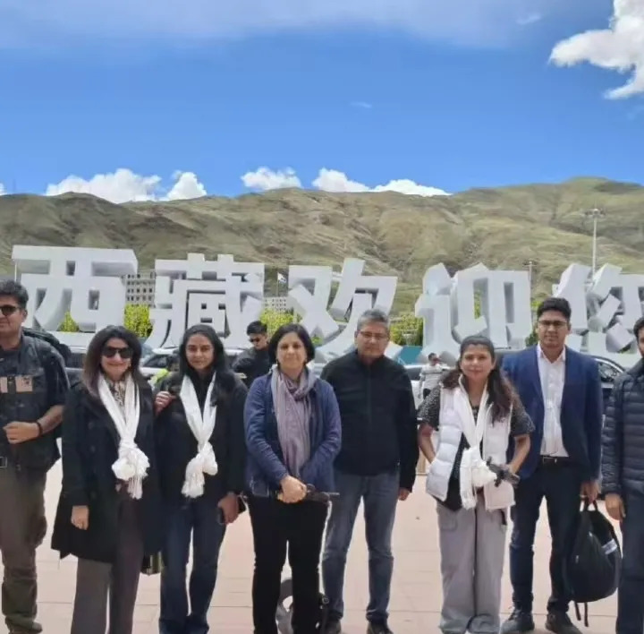 印度人浩浩荡荡进西藏











你敢信吗，平日里跟咱们总有点小摩擦的
