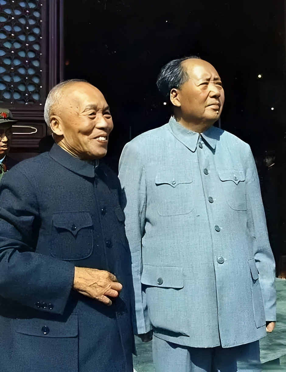 1966年，毛主席问李宗仁是如何看待那场运动的，李宗仁巧妙回答