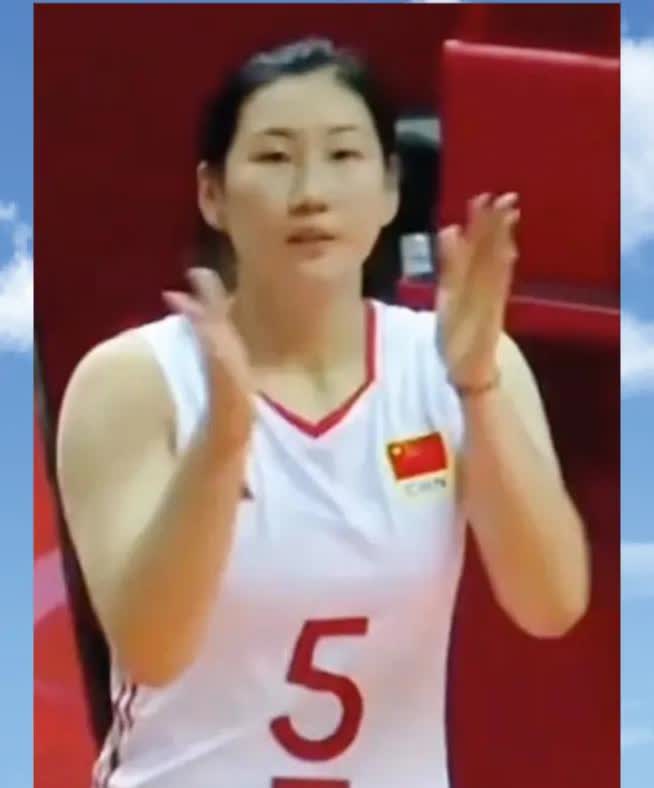 家人们，这次U21女排世锦赛，
咱们中国女排5号队长主攻
李晨瑄的表现那叫一