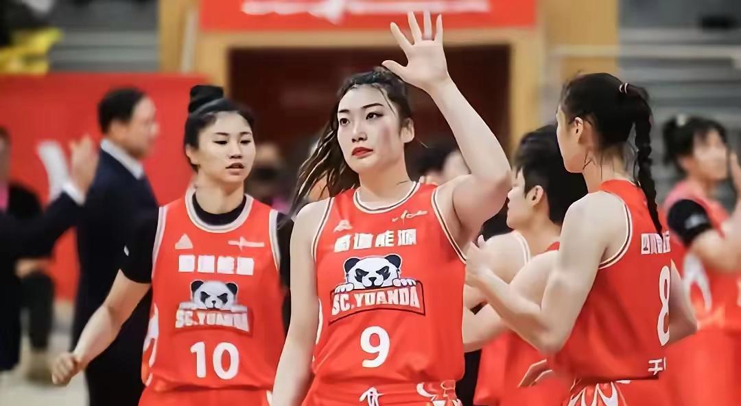 总决赛第二场四川女篮又输了，这三个事实不得不说！！
首先，四川女篮太过依赖外援，