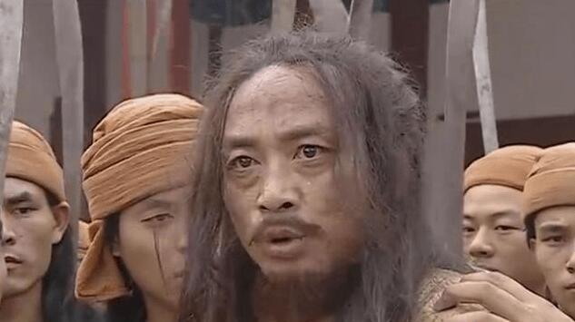 杨秀清正在午睡，弟弟杨辅清闯进来：“大哥，我们7兄弟外出，你可要防备天王啊。”杨